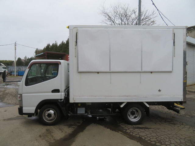 三菱ふそう キャンター 車検付キッチンカー装備品未使用 の中古車詳細