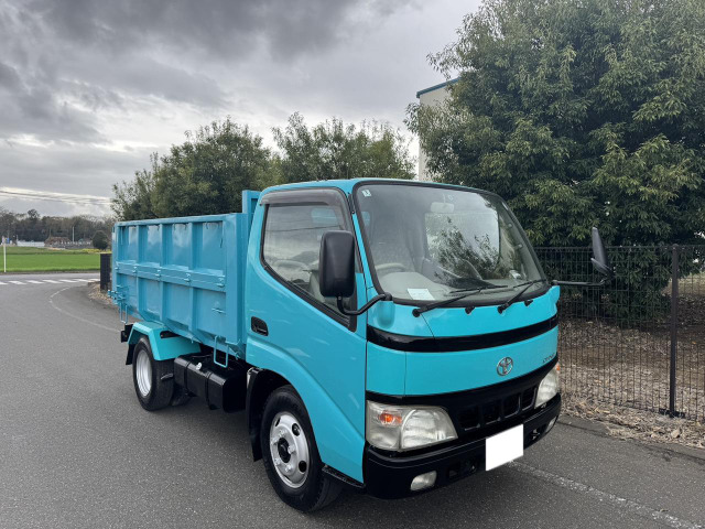 トヨタ ダイナ 深ダンプ 2t 車検付 MT5速 の中古車詳細 (8,900km 