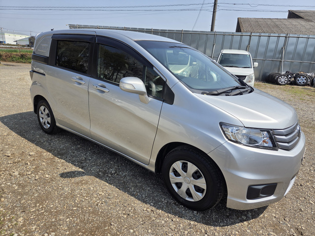 ホンダ フリードスパイク 1.5 G ジャストセレクション 禁煙車 23年製