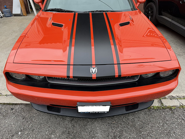 ダッジ チャレンジャー R/T の中古車詳細 (121,900km, オレンジ, 大阪