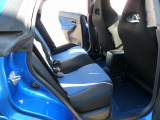 リアシートも上質です。