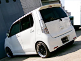 Royal Worksではカスタムにも力を入れております!車のことなら何でもご相談にのりますので何なりとご相談ください!