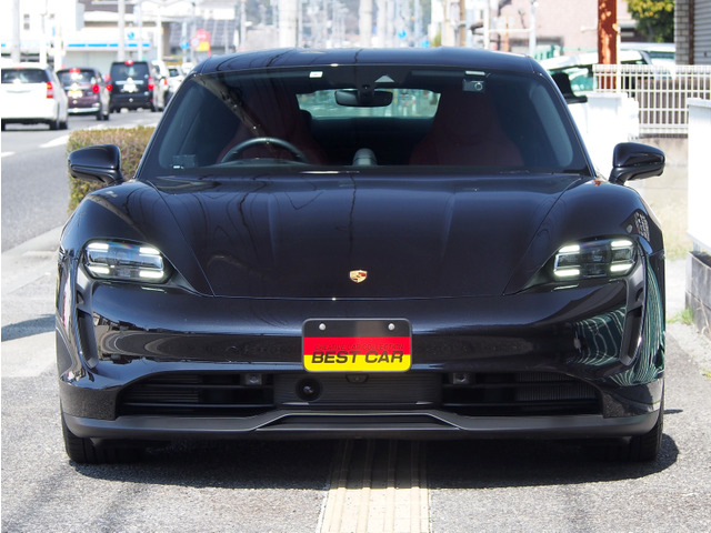 ポルシェ タイカン 