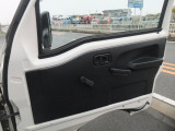 運転席ドア(ウィンドウは手動)