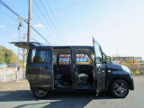 ☆新車時保証書ございます。