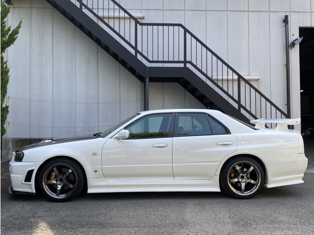 日産 スカイライン 2.5 25GT FOUR 4WD RB26ゲトラグ・MFD搭載 の中古車