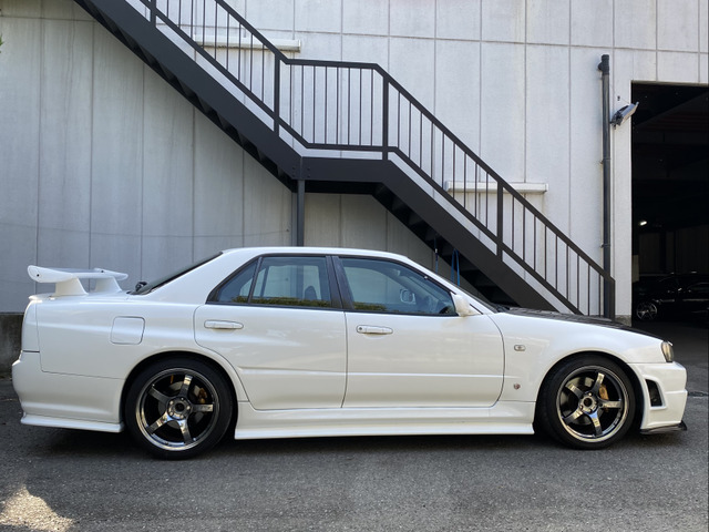 日産 スカイライン 2.5 25GT FOUR 4WD RB26ゲトラグ・MFD搭載 の中古車