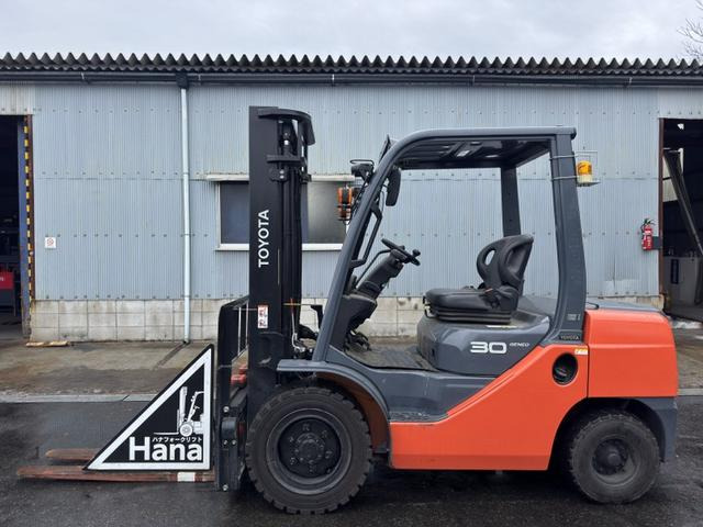 トヨタL&F エンジンフォークリフト 18695