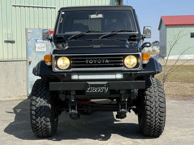 トヨタ ランドクルーザー70 4.2 ZX FRPトップ ディーゼル 4WD FOX
