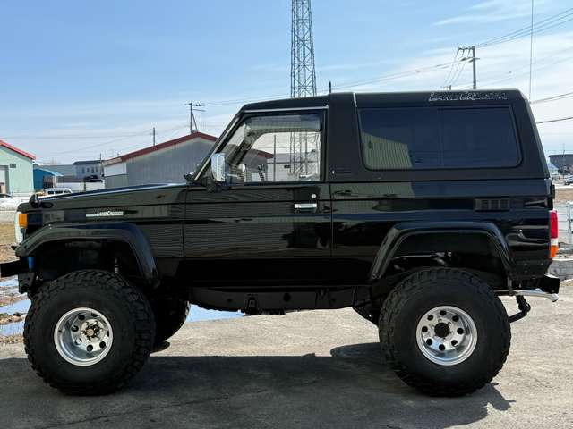 トヨタ ランドクルーザー70 4.2 ZX FRPトップ ディーゼル 4WD FOX
