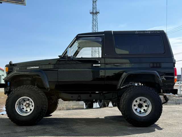 トヨタ ランドクルーザー70 4.2 ZX FRPトップ ディーゼル 4WD FOX