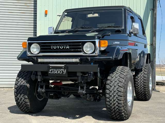 トヨタ ランドクルーザー70 4.2 ZX FRPトップ ディーゼル 4WD FOX