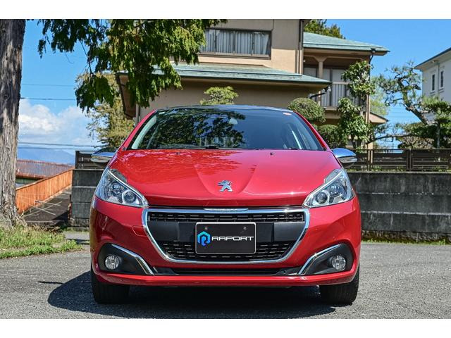プジョー 208 アリュール シエロ パッケージ パノラミックガラスルーフ