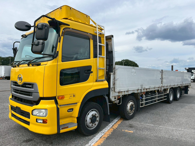 クオン 平アルミブロック 4軸低床9600ボディ2デフ後輪エアサス