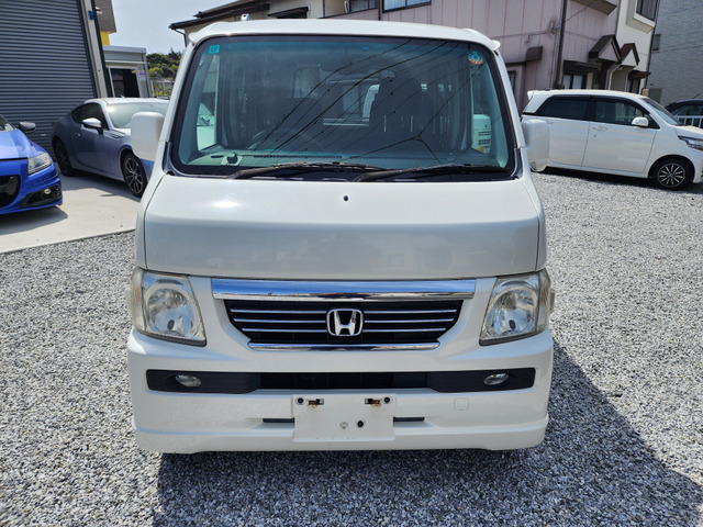 バモス L スタイリッシュパッケージ 荷室広々で使い勝手がいいです!