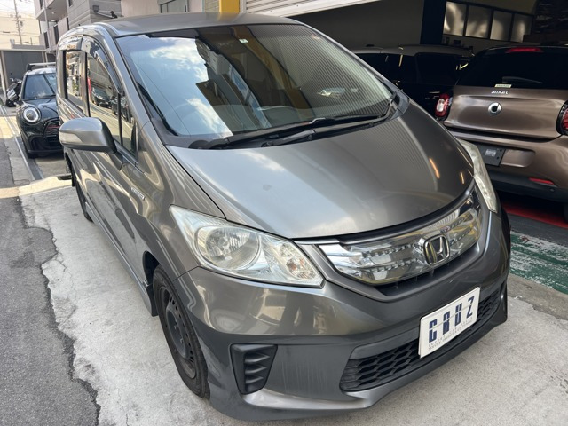 フリード 1.5 G ジャストセレクション 禁煙車 アイドリングストップ