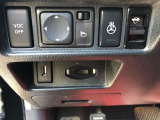 各種スイッチ!ハンドウヒーター装備!USBポート!