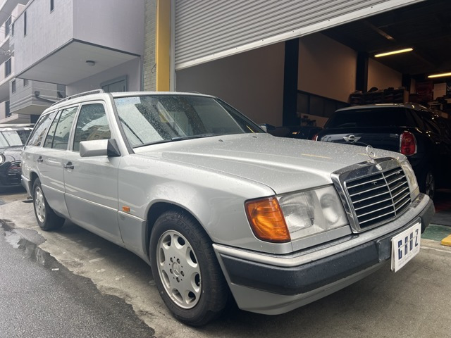 ミディアムクラスワゴン220TE