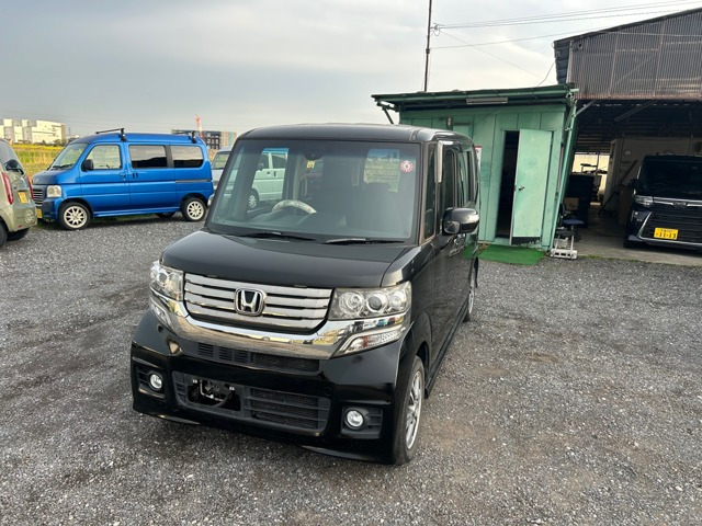 ホンダ N-BOXカスタム 