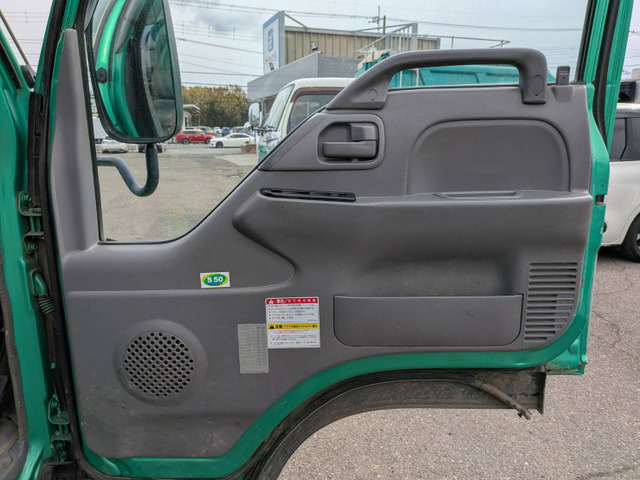 いすゞ エルフ タダノ製3段ラジコンクレーン ZR293 の中古車詳細