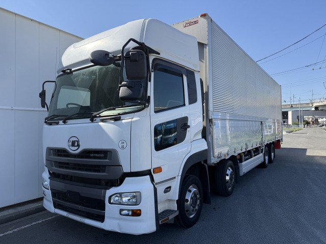 UDトラックス クオン 