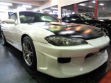 S15シルビア最終限定車スペックSVパッケージパールホワイトカラーフルエアロ&SR20DEエンジン純正5MT&マフラーEXマニ車高調他装備充実車が入庫しました