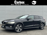 ボルボ V60クロスカントリー アルティメット B5 AWD 4WD
