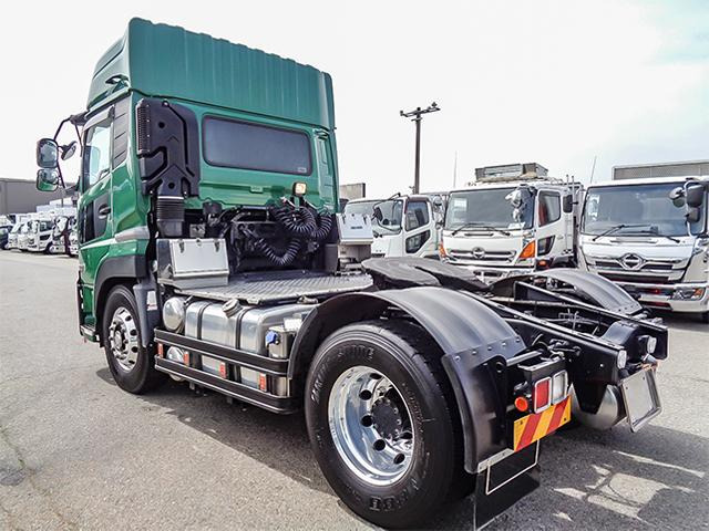 UDトラックス クオン トレーラーヘッド 450馬力 第五輪11.5t K4879 の