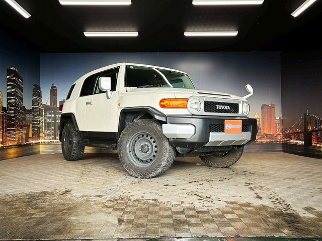 FJクルーザー 4.0 4WD 禁煙車 ストラーダナビ バックカメラ