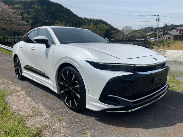 クラウンクロスオーバー 2.4 RS アドバンスト E-Four advanced 4WD 