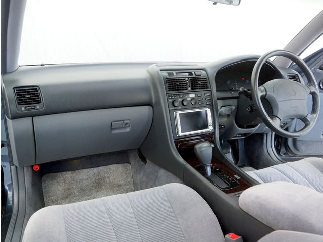 トヨタ アリスト 3.0 V ☆ノーマル車☆2JZ-GTE☆保証書取説 の中古車