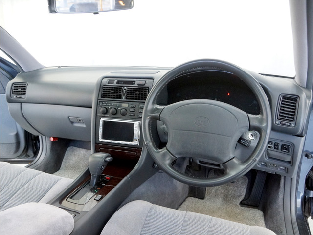 トヨタ アリスト 3.0 V ☆ノーマル車☆2JZ-GTE☆保証書取説 の中古車