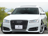 アウディ S8 4.0 4WD