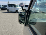 【支払総額推進店】お車をご覧い頂きまして、誠に有難う御座います。在庫車両になりますので、是非ご都合の宜しい時に、見に来て下さい。来店予約をされると、ご案内がスムーズです。