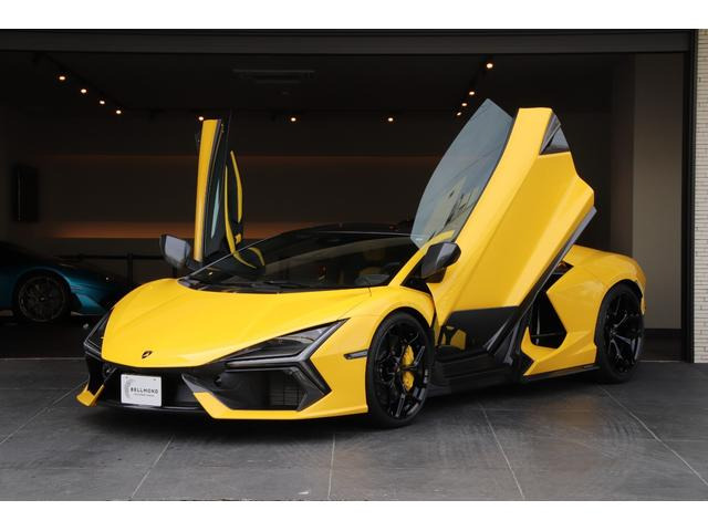 レヴエルト  ベースグレード カーボンラッピング