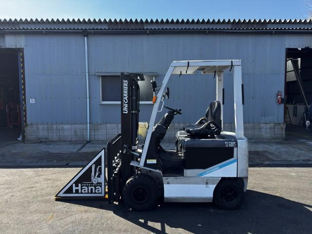 ユニキャリア バッテリータイプ　フォークリフト 18685