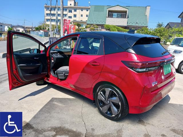 日産 ノートオーラ 