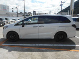 オデッセイ 2.0 e:HEV アブソルート EX ブラックエディション 当社試乗車/純正11イン...