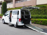 日産 NV200バネットバン