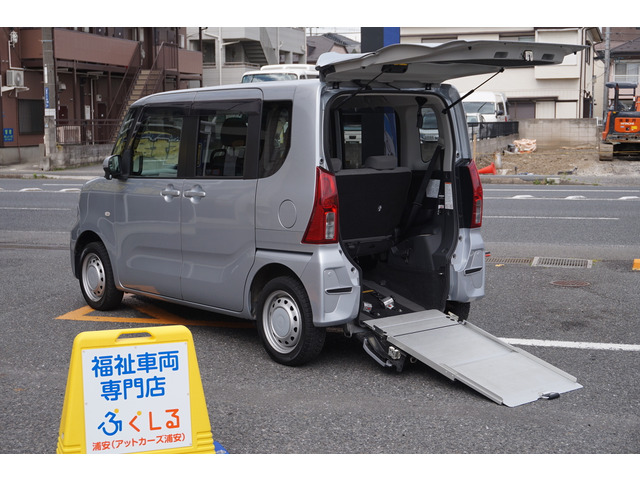 ダイハツ タント 