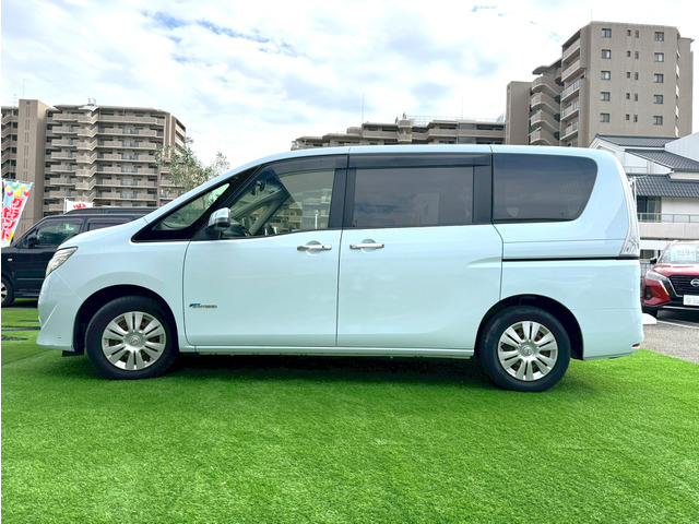 日産 セレナ 2.0 20X S-HYBRID 衝突軽減/両側パワスラ/ナビ/Bカメラ の