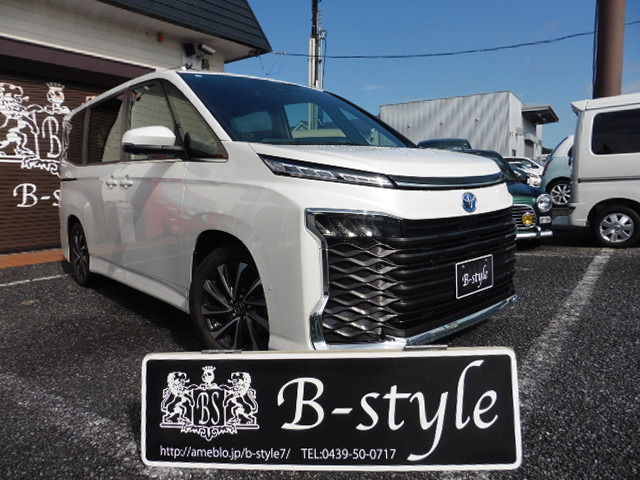 ヴォクシー 1.8 ハイブリッド S-Z 