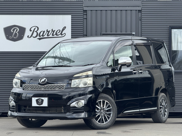 ヴォクシー 2.0 ZS 煌II 4WD 