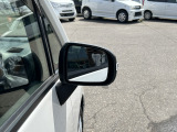 【支払総額推進店】お車をご覧い頂きまして、誠に有難う御座います。在庫車両になりますので、是非ご都合の宜しい時に、見に来て下さい。来店予約をされると、ご案内がスムーズです。
