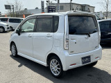【支払総額推進店】お車をご覧い頂きまして、誠に有難う御座います。在庫車両になりますので、是非ご都合の宜しい時に、見に来て下さい。来店予約をされると、ご案内がスムーズです。