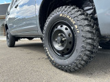 タイヤはグリップMAX M/T 185R14をチョイス!4インチUP&M/Tタイヤで荒地走破性は格段UP!