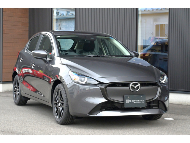 マツダ MAZDA2 