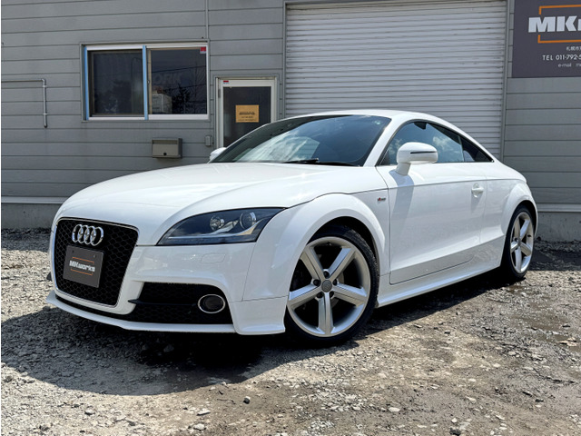 アウディ TTクーペ 