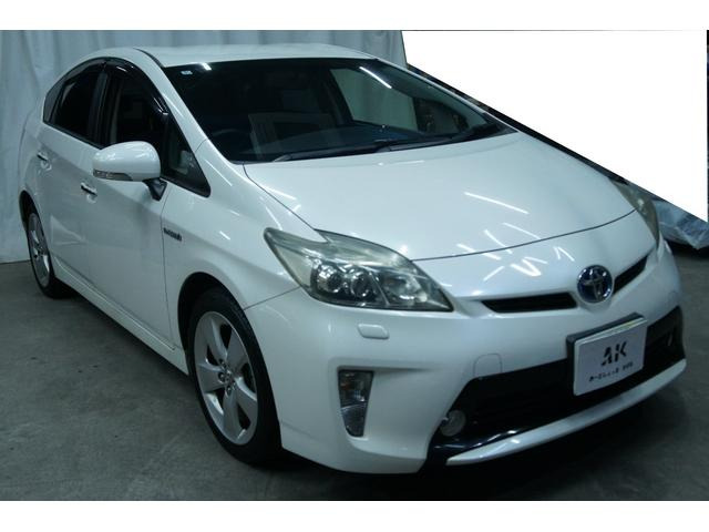 トヨタ プリウス 