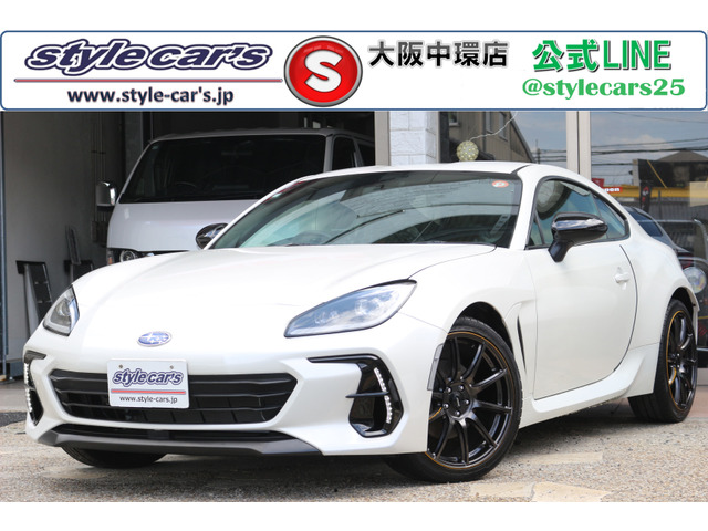 BRZ 2.4 S 6速MT・純正ナビ・バックカメラ
